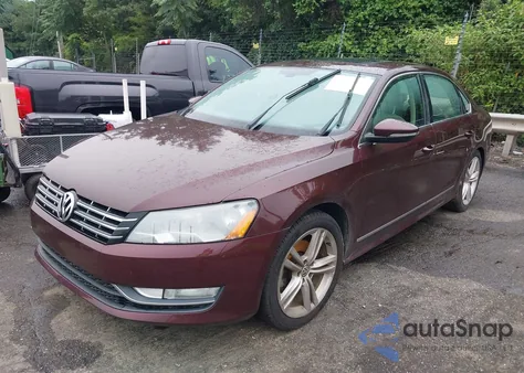 2012 Volkswagen Passat 2.0L Tdi Sel Premium z USA, uszkodzony, nr VIN 1VWCN7A33CC080944